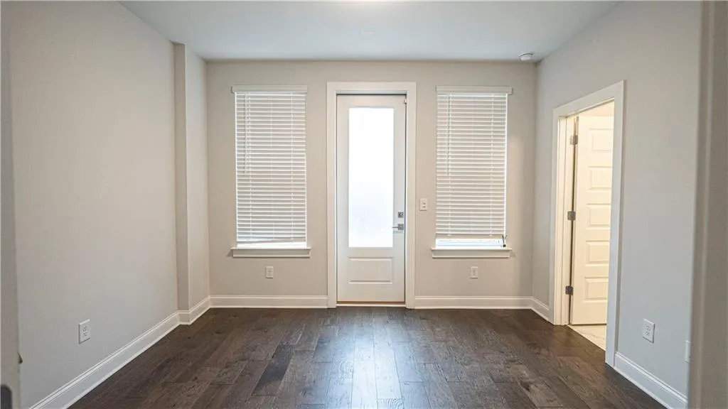 579 Broadview Place Ne, Atlanta, Georgia 30324, 3 Bedrooms Bedrooms, 0 ,3 BathroomsBathrooms,Residential,For Sale,579 Broadview Place Ne,7736091