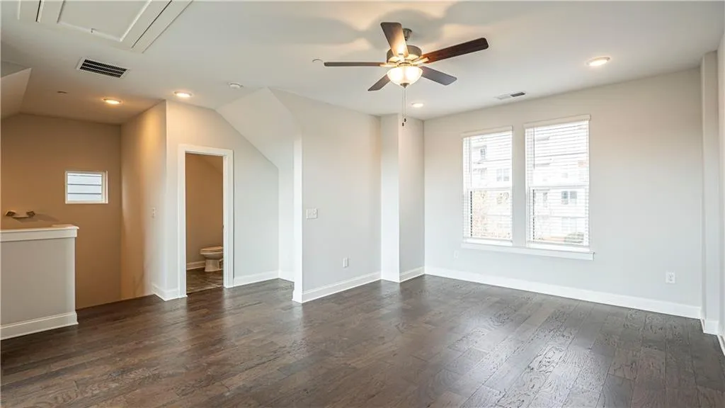579 Broadview Place Ne, Atlanta, Georgia 30324, 3 Bedrooms Bedrooms, 0 ,3 BathroomsBathrooms,Residential,For Sale,579 Broadview Place Ne,7736091