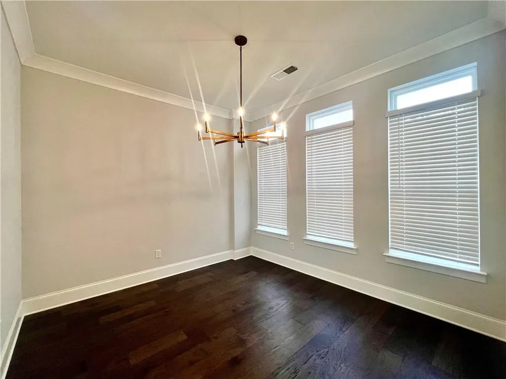 579 Broadview Place Ne, Atlanta, Georgia 30324, 3 Bedrooms Bedrooms, 0 ,3 BathroomsBathrooms,Residential,For Sale,579 Broadview Place Ne,7736091
