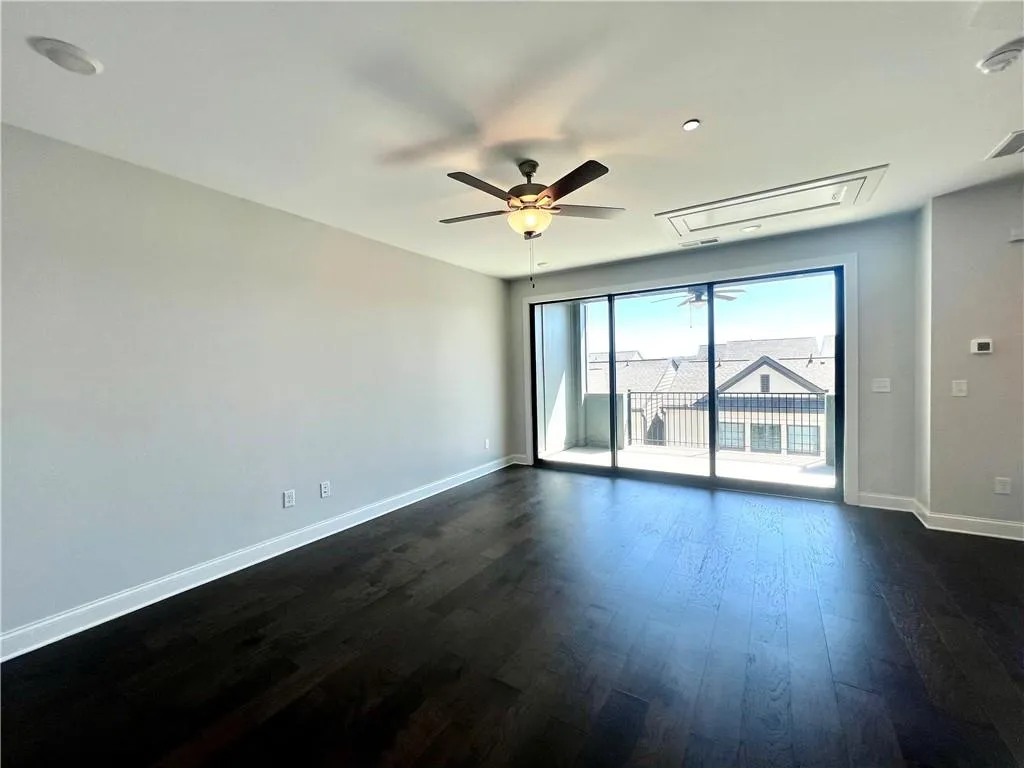 579 Broadview Place Ne, Atlanta, Georgia 30324, 3 Bedrooms Bedrooms, 0 ,3 BathroomsBathrooms,Residential,For Sale,579 Broadview Place Ne,7736091