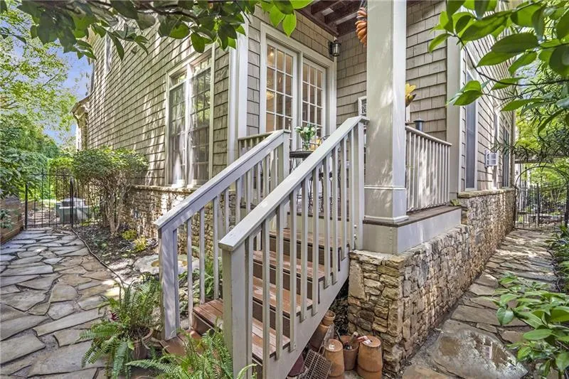 44 Conifer Park Lane Ne, Atlanta, Georgia 30342, 4 Bedrooms Bedrooms, ,3 BathroomsBathrooms,Residential,For Sale,44 Conifer Park Lane Ne,7658700