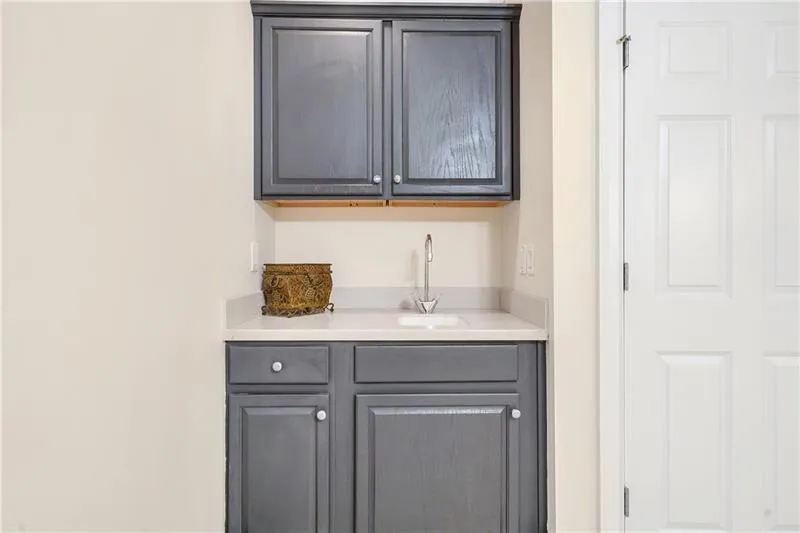 44 Conifer Park Lane Ne, Atlanta, Georgia 30342, 4 Bedrooms Bedrooms, ,3 BathroomsBathrooms,Residential,For Sale,44 Conifer Park Lane Ne,7658700