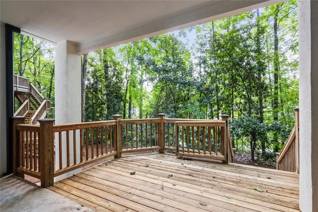 5410 New Wellington Close, Atlanta, Georgia 30327, 6 Bedrooms Bedrooms, ,4 BathroomsBathrooms,Residential,For Sale,5410 New Wellington Close,7639375