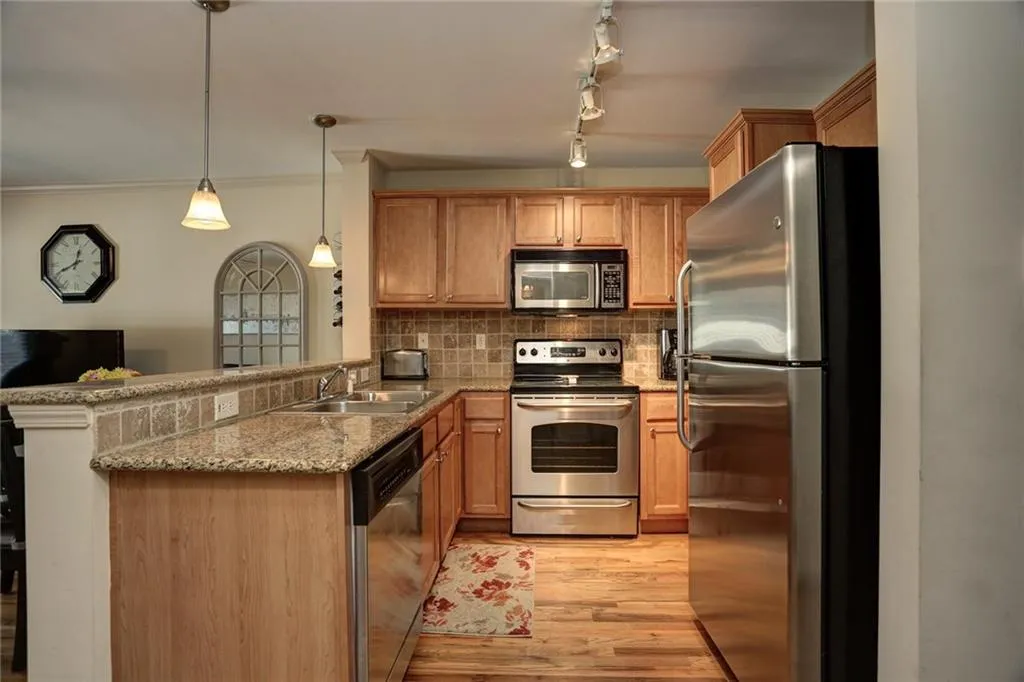 48 Peachtree Avenue Ne Unit 422, Atlanta, Georgia 30305, 1 Bedroom Bedrooms, ,1 BathroomBathrooms,Residential,Sold,48 Peachtree Avenue Ne Unit 422,6091546