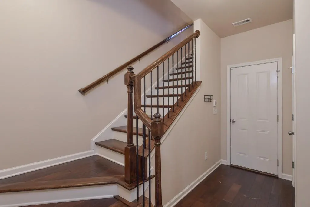 7544 Highlands Point, Sandy Springs, Georgia 30328, 3 Bedrooms Bedrooms, ,3 BathroomsBathrooms,Residential,Sold,7544 Highlands Point,6127153