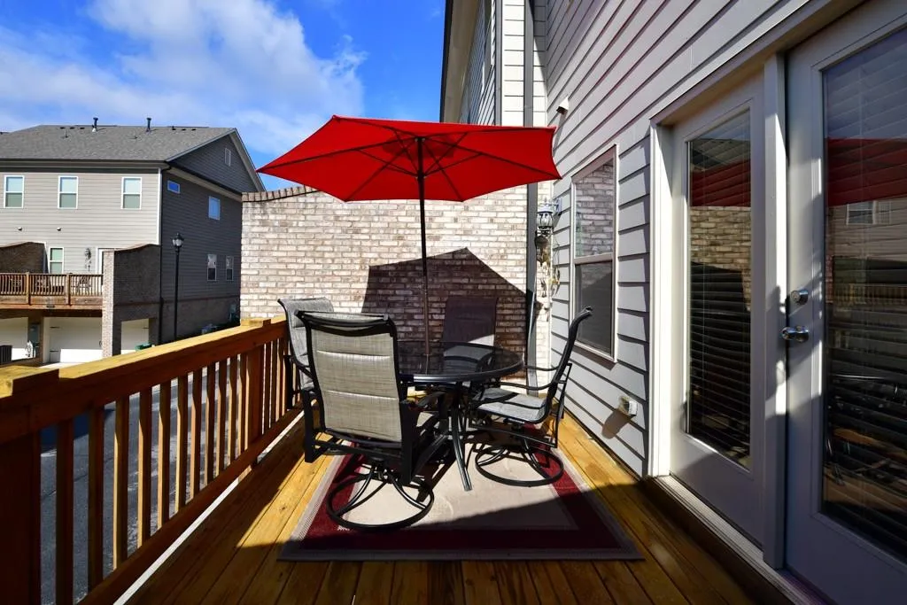 7544 Highlands Point, Sandy Springs, Georgia 30328, 3 Bedrooms Bedrooms, ,3 BathroomsBathrooms,Residential,Sold,7544 Highlands Point,6127153