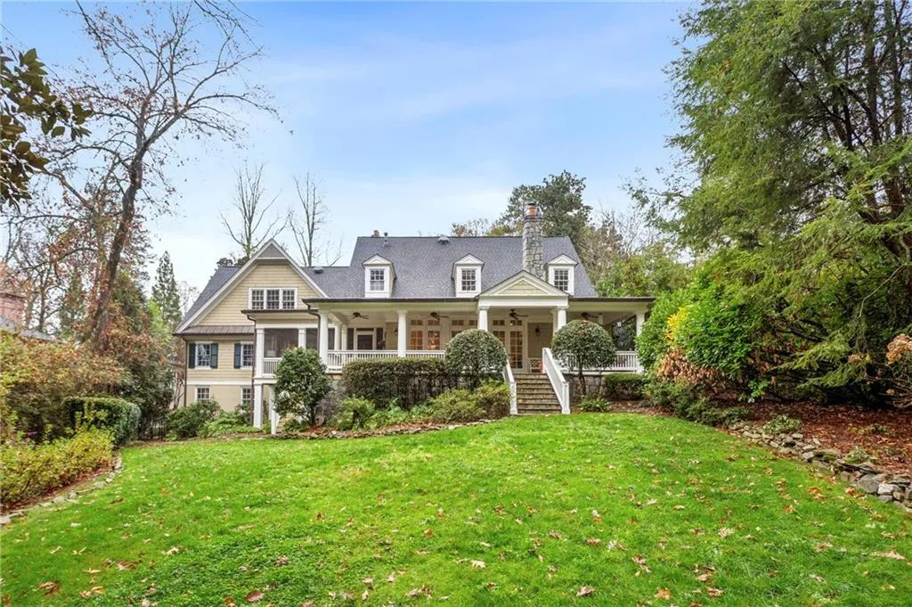 1010 Carter Drive Ne, Atlanta, Georgia 30319, 5 Bedrooms Bedrooms, ,6 BathroomsBathrooms,Residential,For Sale,1010 Carter Drive Ne,7687780