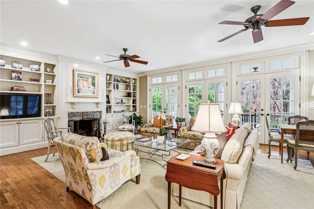 1010 Carter Drive Ne, Atlanta, Georgia 30319, 5 Bedrooms Bedrooms, ,6 BathroomsBathrooms,Residential,For Sale,1010 Carter Drive Ne,7687780