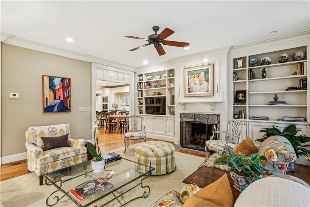 1010 Carter Drive Ne, Atlanta, Georgia 30319, 5 Bedrooms Bedrooms, ,6 BathroomsBathrooms,Residential,For Sale,1010 Carter Drive Ne,7687780