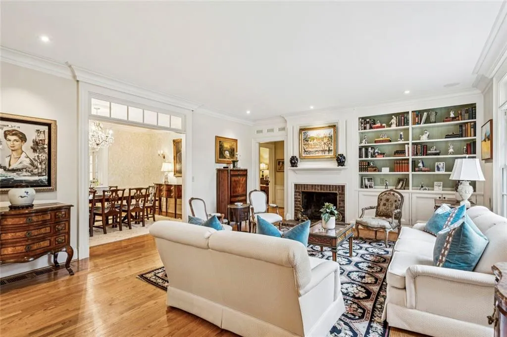 1010 Carter Drive Ne, Atlanta, Georgia 30319, 5 Bedrooms Bedrooms, ,6 BathroomsBathrooms,Residential,For Sale,1010 Carter Drive Ne,7687780