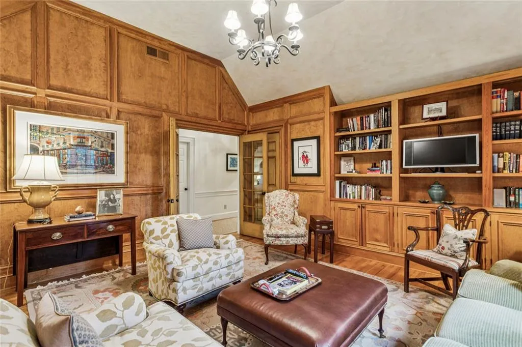 1010 Carter Drive Ne, Atlanta, Georgia 30319, 5 Bedrooms Bedrooms, ,6 BathroomsBathrooms,Residential,For Sale,1010 Carter Drive Ne,7687780