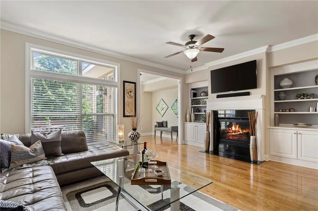 7785 Glisten Avenue, Sandy Springs, Georgia 30328, 3 Bedrooms Bedrooms, ,3 BathroomsBathrooms,Residential,Sold,7785 Glisten Avenue,6766400
