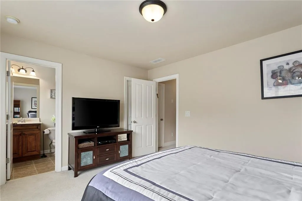 7785 Glisten Avenue, Sandy Springs, Georgia 30328, 3 Bedrooms Bedrooms, ,3 BathroomsBathrooms,Residential,Sold,7785 Glisten Avenue,6766400