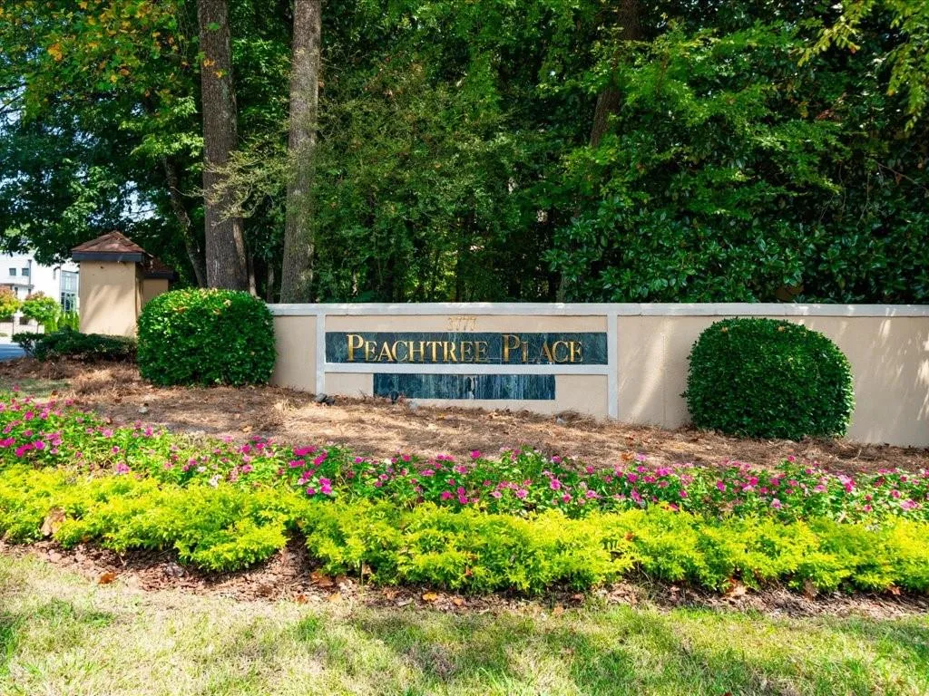 3777 Peachtree Road Ne Unit 213, Atlanta, Georgia 30319, 1 Bedroom Bedrooms, ,1 BathroomBathrooms,Residential,For Sale,3777 Peachtree Road Ne Unit 213,7637157