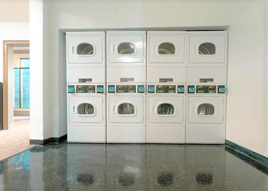 795 Hammond Drive Unit 412, Atlanta, Georgia 30328, 1 Bedroom Bedrooms, ,1 BathroomBathrooms,Residential,Sold,795 Hammond Drive Unit 412,7012916