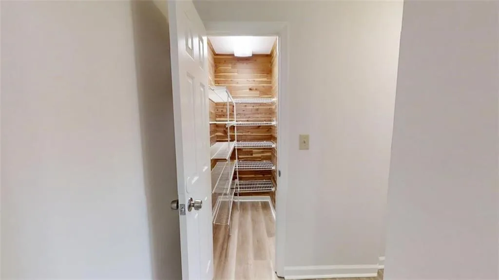 300 Johnson Ferry Road Ne Unit A103, Atlanta, Georgia 30328, 2 Bedrooms Bedrooms, ,2 BathroomsBathrooms,Residential,For Sale,300 Johnson Ferry Road Ne Unit A103,7534167