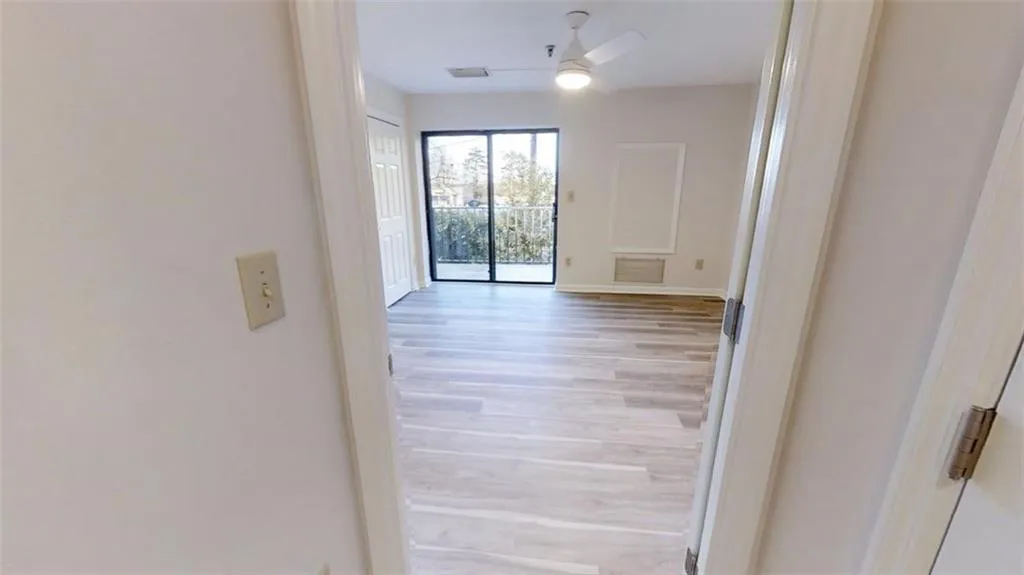 300 Johnson Ferry Road Ne Unit A103, Atlanta, Georgia 30328, 2 Bedrooms Bedrooms, ,2 BathroomsBathrooms,Residential,For Sale,300 Johnson Ferry Road Ne Unit A103,7534167