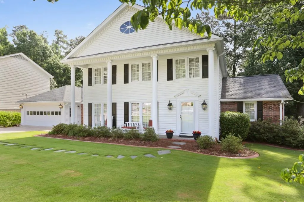 235 Stone Mill Trail, Sandy Springs, Georgia 30328, 4 Bedrooms Bedrooms, ,3 BathroomsBathrooms,Residential,Sold,235 Stone Mill Trail,6015997