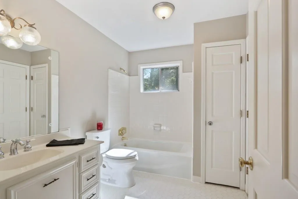 235 Stone Mill Trail, Sandy Springs, Georgia 30328, 4 Bedrooms Bedrooms, ,3 BathroomsBathrooms,Residential,Sold,235 Stone Mill Trail,6015997