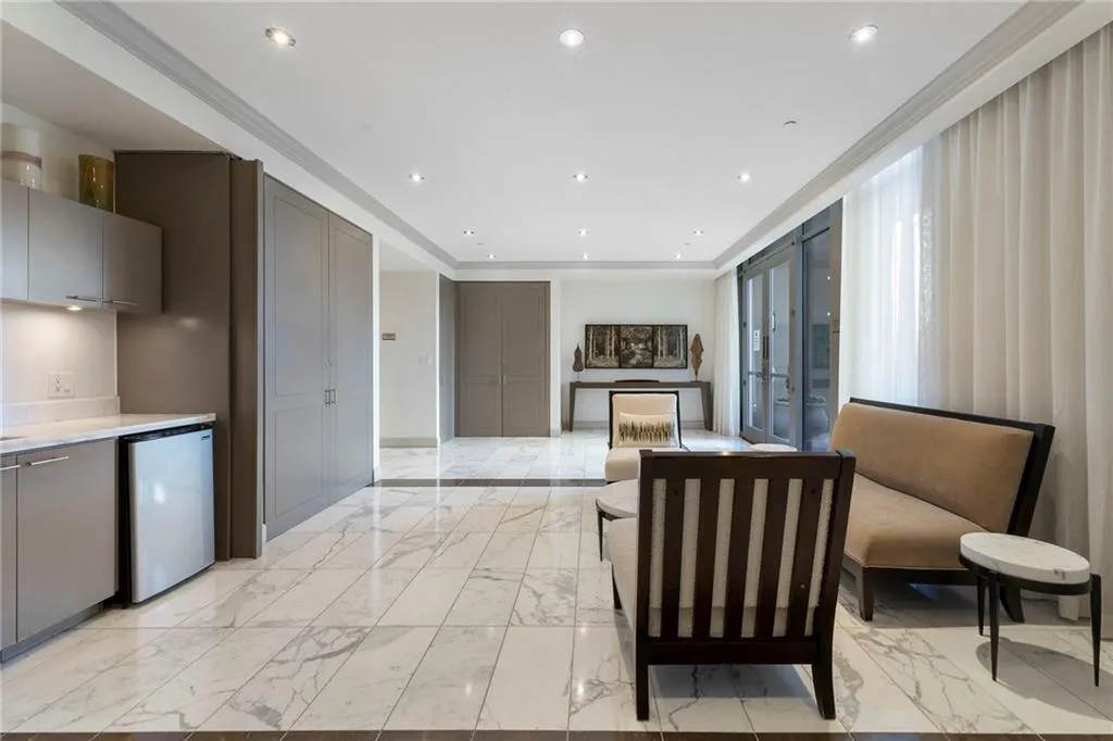 1820 Peachtree Street Nw Unit 2002, Atlanta, Georgia 30309, 3 Bedrooms Bedrooms, ,3 BathroomsBathrooms,Residential,For Sale,1820 Peachtree Street Nw Unit 2002,7617789