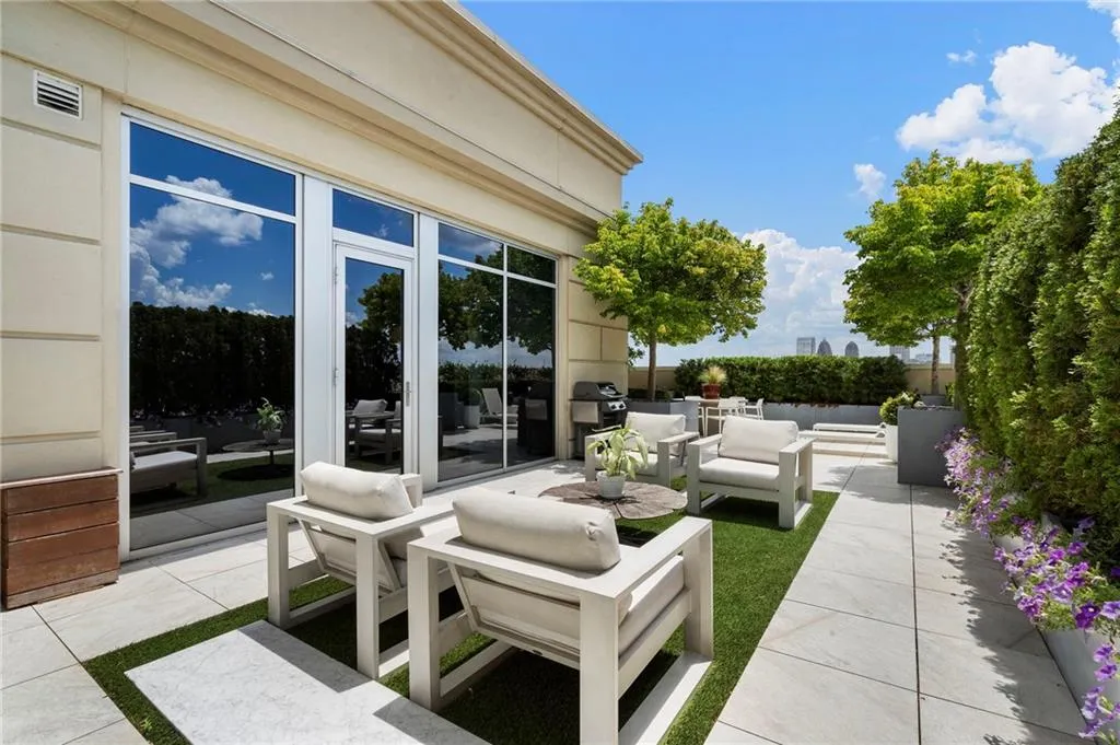 Private Penthouse Terrace