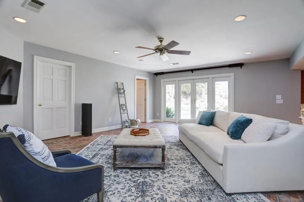 4860 Northland Drive, Sandy Springs, Georgia 30342, 3 Bedrooms Bedrooms, ,3 BathroomsBathrooms,Residential,Sold,4860 Northland Drive,6530429