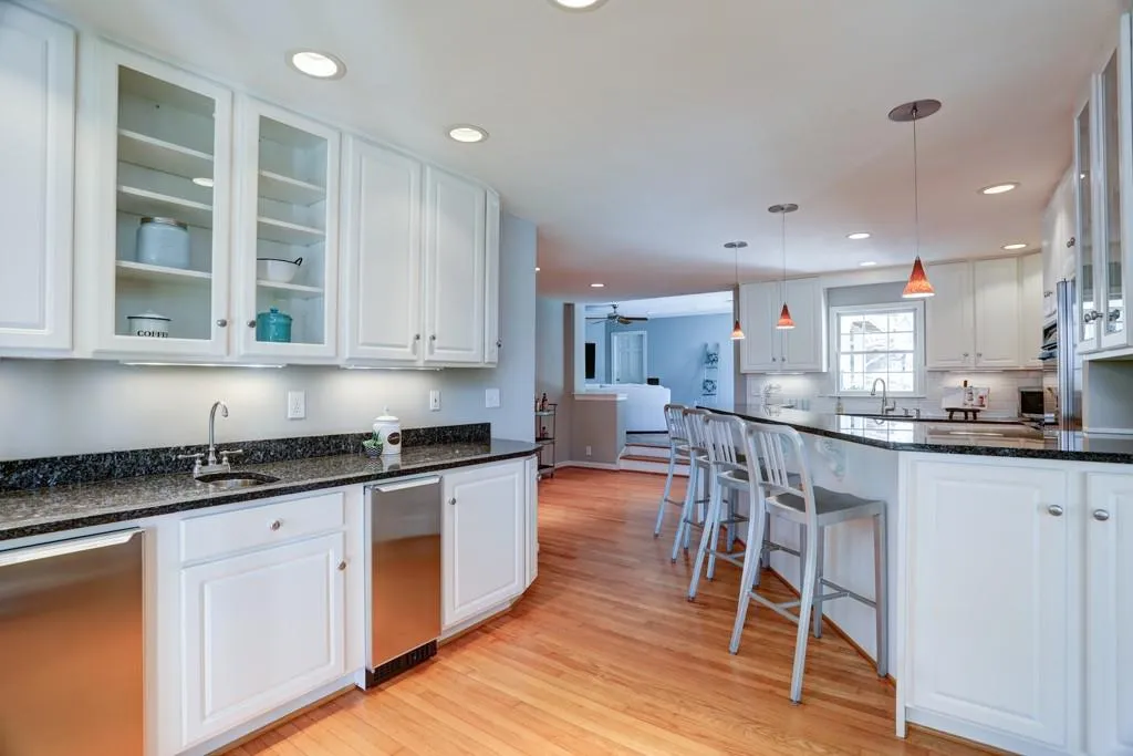 4860 Northland Drive, Sandy Springs, Georgia 30342, 3 Bedrooms Bedrooms, ,3 BathroomsBathrooms,Residential,Sold,4860 Northland Drive,6530429