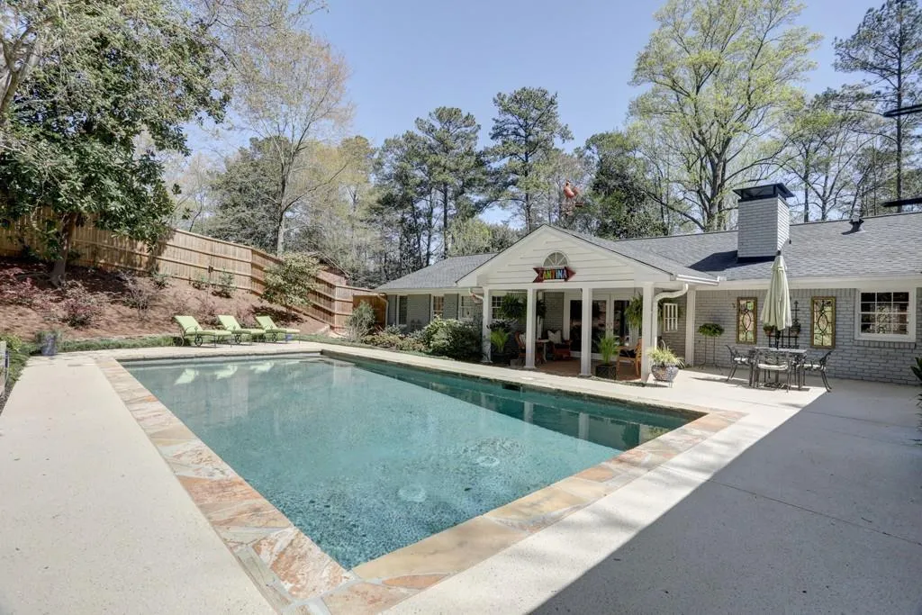 4860 Northland Drive, Sandy Springs, Georgia 30342, 3 Bedrooms Bedrooms, ,3 BathroomsBathrooms,Residential,Sold,4860 Northland Drive,6530429