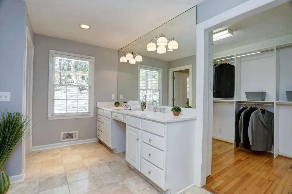 4860 Northland Drive, Sandy Springs, Georgia 30342, 3 Bedrooms Bedrooms, ,3 BathroomsBathrooms,Residential,Sold,4860 Northland Drive,6530429