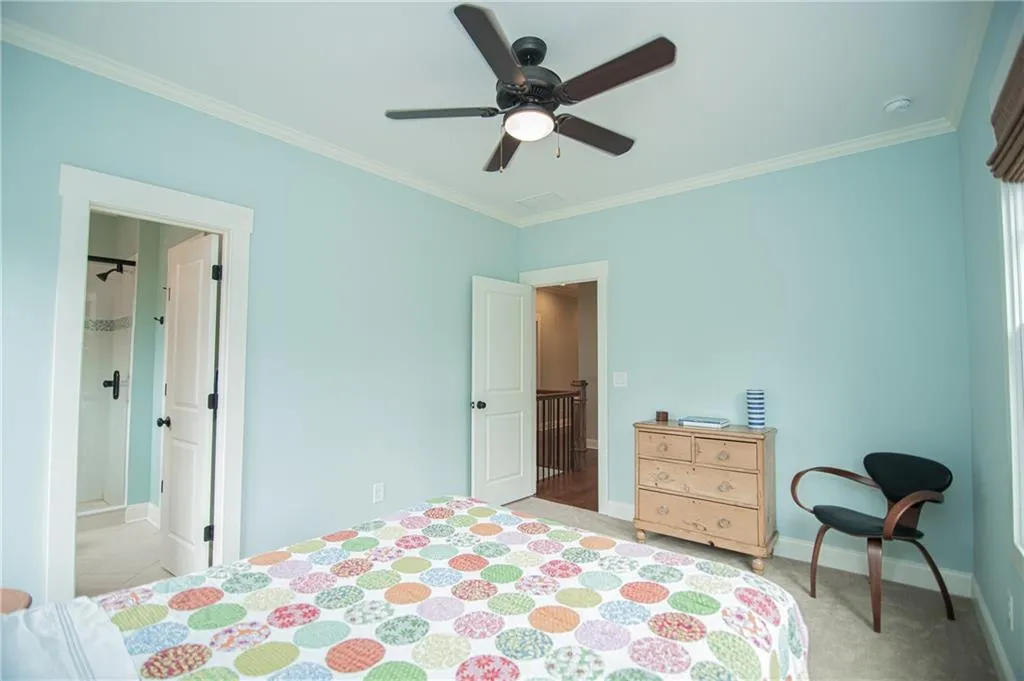 6400 Bridgewood Valley Road, Sandy Springs, Georgia 30328, 5 Bedrooms Bedrooms, ,5 BathroomsBathrooms,Residential,Sold,6400 Bridgewood Valley Road,6795147