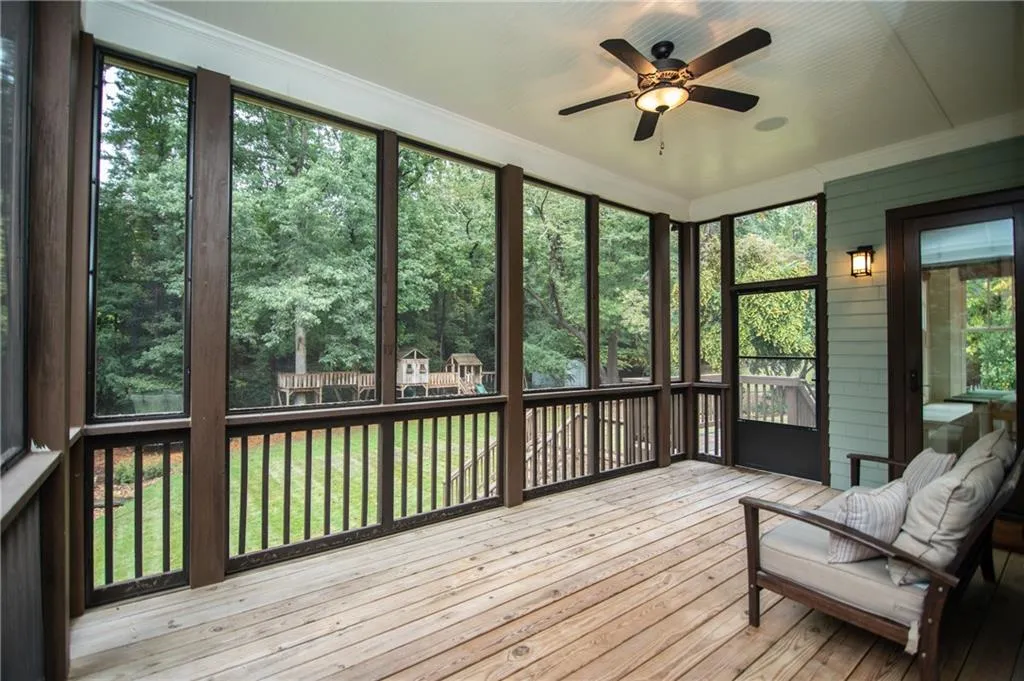 6400 Bridgewood Valley Road, Sandy Springs, Georgia 30328, 5 Bedrooms Bedrooms, ,5 BathroomsBathrooms,Residential,Sold,6400 Bridgewood Valley Road,6795147