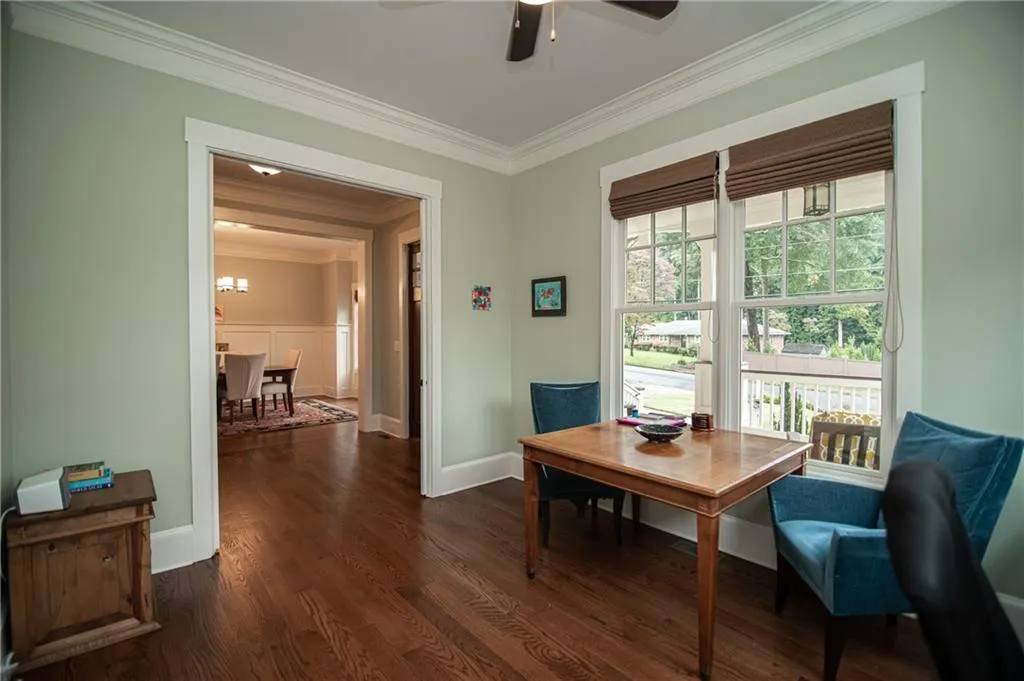 6400 Bridgewood Valley Road, Sandy Springs, Georgia 30328, 5 Bedrooms Bedrooms, ,5 BathroomsBathrooms,Residential,Sold,6400 Bridgewood Valley Road,6795147