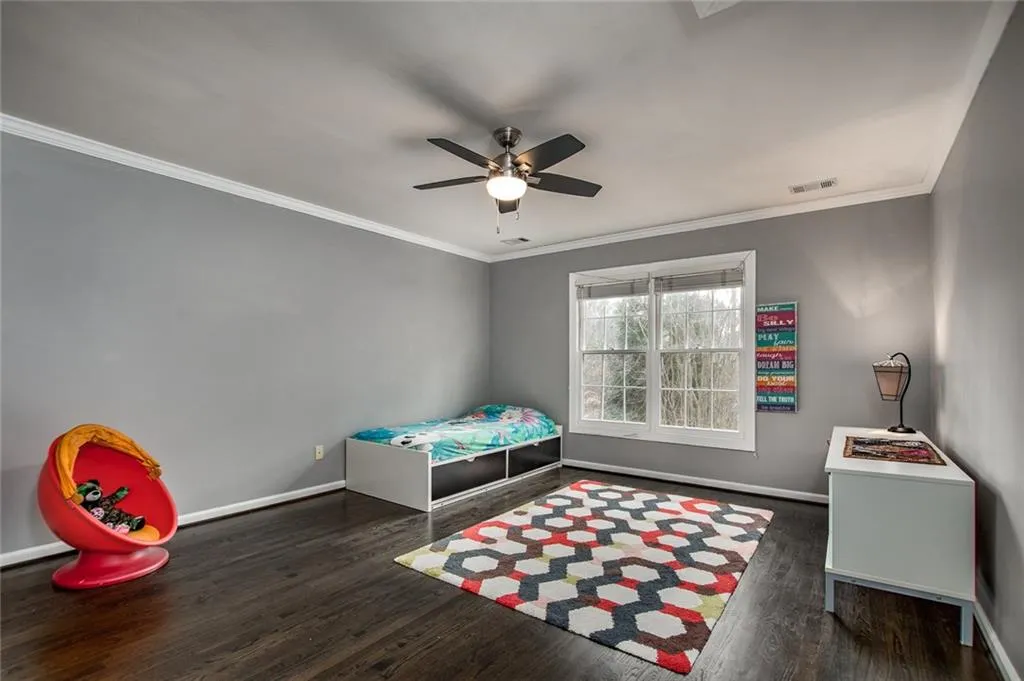 245 Ledgemont Court, Atlanta, Georgia 30342, 5 Bedrooms Bedrooms, ,4 BathroomsBathrooms,Residential,Sold,245 Ledgemont Court,5944830