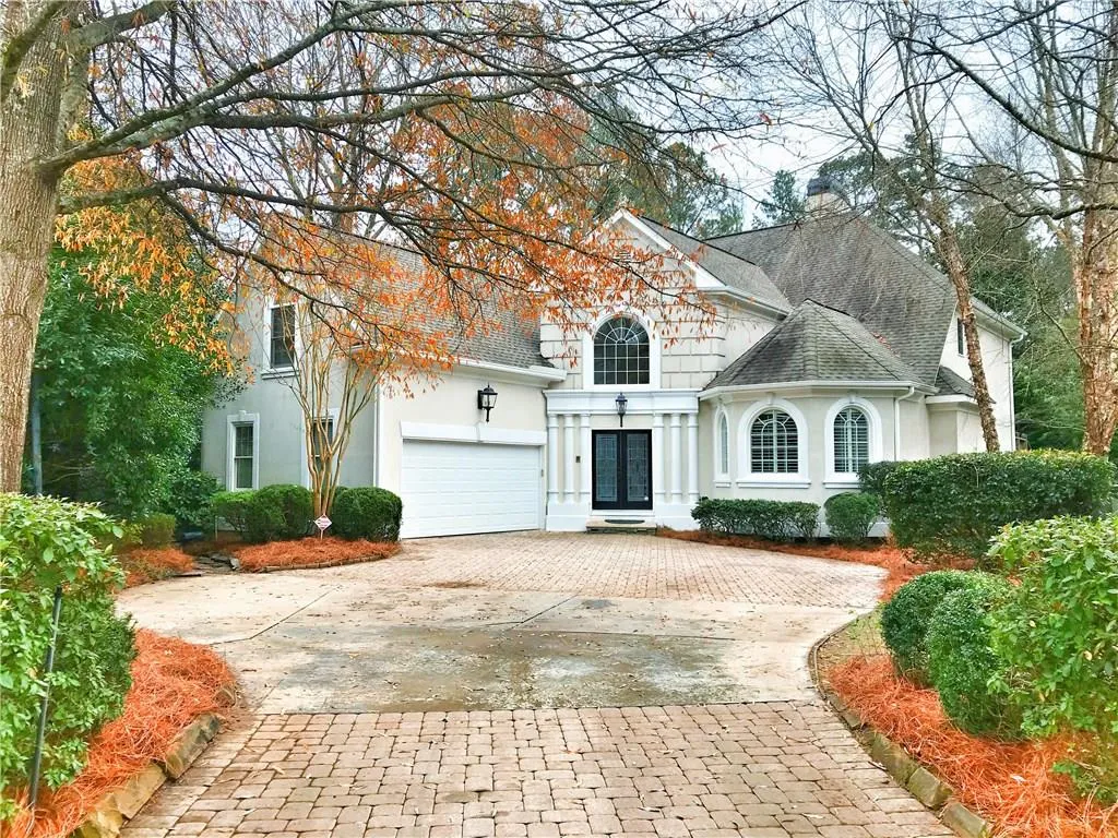 245 Ledgemont Court, Atlanta, Georgia 30342, 5 Bedrooms Bedrooms, ,4 BathroomsBathrooms,Residential,Sold,245 Ledgemont Court,5944830