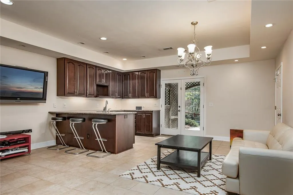 245 Ledgemont Court, Atlanta, Georgia 30342, 5 Bedrooms Bedrooms, ,4 BathroomsBathrooms,Residential,Sold,245 Ledgemont Court,5944830