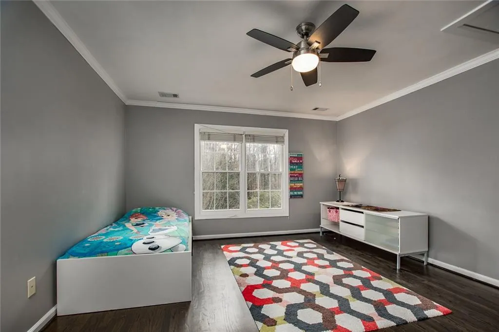 245 Ledgemont Court, Atlanta, Georgia 30342, 5 Bedrooms Bedrooms, ,4 BathroomsBathrooms,Residential,Sold,245 Ledgemont Court,5944830