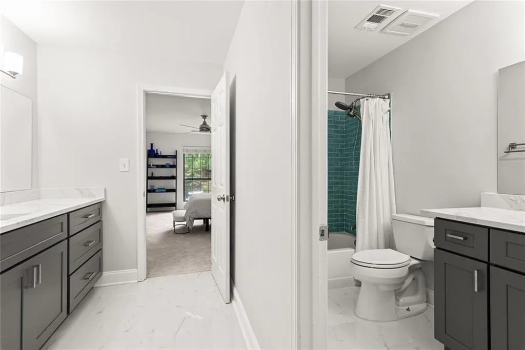 4104 Pine Heights Drive Northeast Drive Ne, Atlanta, Georgia 30324, 2 Bedrooms Bedrooms, ,2 BathroomsBathrooms,Residential,For Sale,4104 Pine Heights Drive Northeast Drive Ne,7624601