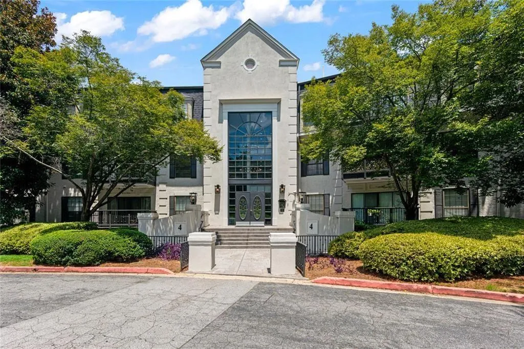 4104 Pine Heights Drive Northeast Drive Ne, Atlanta, Georgia 30324, 2 Bedrooms Bedrooms, ,2 BathroomsBathrooms,Residential,For Sale,4104 Pine Heights Drive Northeast Drive Ne,7624601