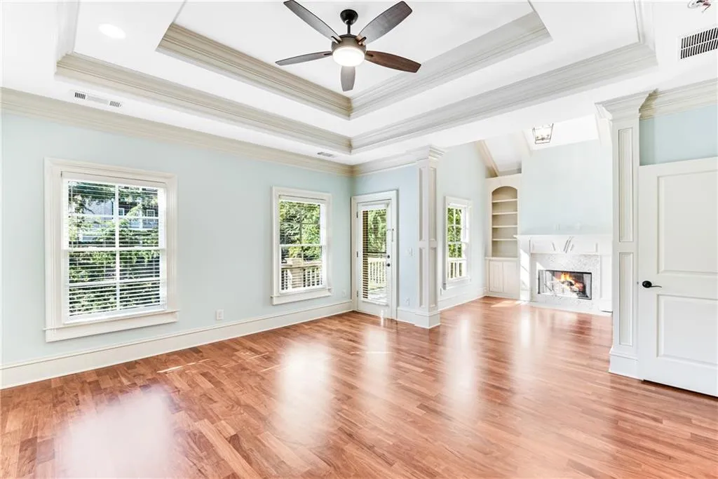 60 W Belle Isle Road, Sandy Springs, Georgia 30342, 4 Bedrooms Bedrooms, ,4 BathroomsBathrooms,Residential,Sold,60 W Belle Isle Road,6960716