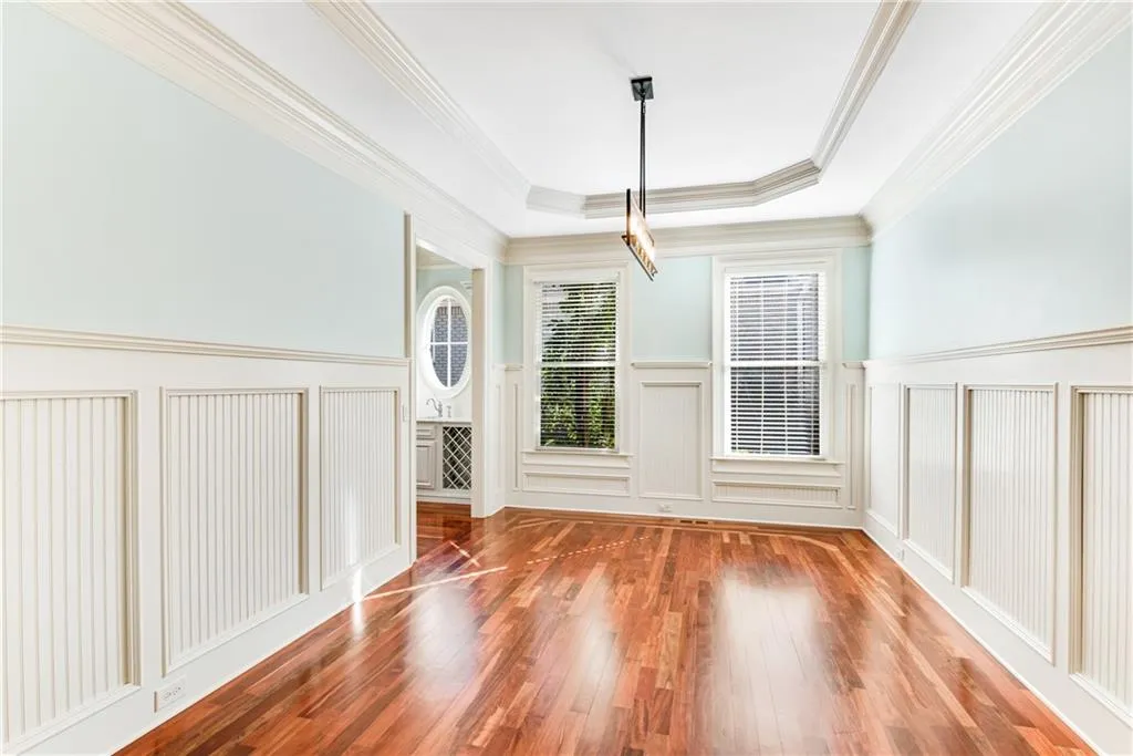 60 W Belle Isle Road, Sandy Springs, Georgia 30342, 4 Bedrooms Bedrooms, ,4 BathroomsBathrooms,Residential,Sold,60 W Belle Isle Road,6960716