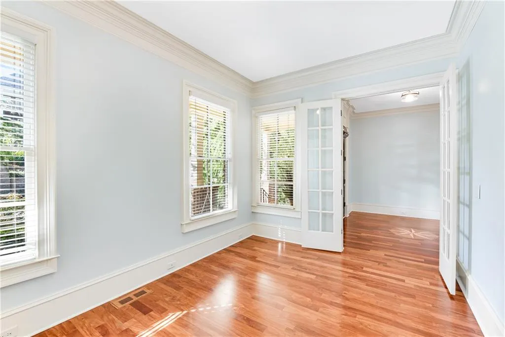 60 W Belle Isle Road, Sandy Springs, Georgia 30342, 4 Bedrooms Bedrooms, ,4 BathroomsBathrooms,Residential,Sold,60 W Belle Isle Road,6960716