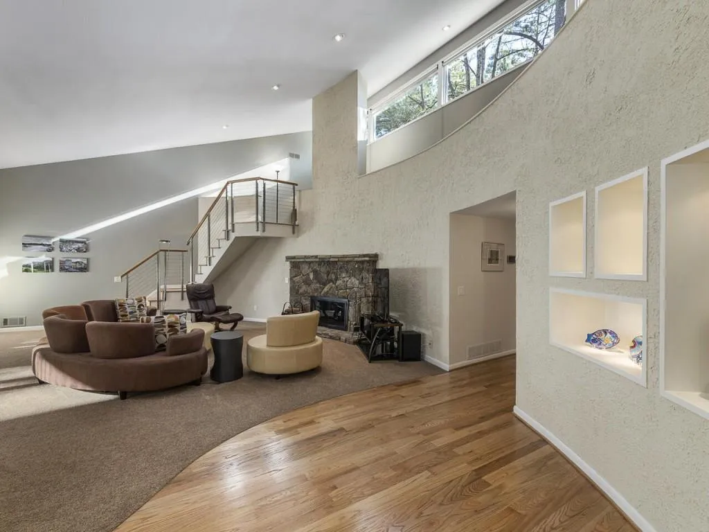 300 Idlewood Court, Sandy Springs, Georgia 30327, 4 Bedrooms Bedrooms, ,3 BathroomsBathrooms,Residential,Sold,300 Idlewood Court,6841303