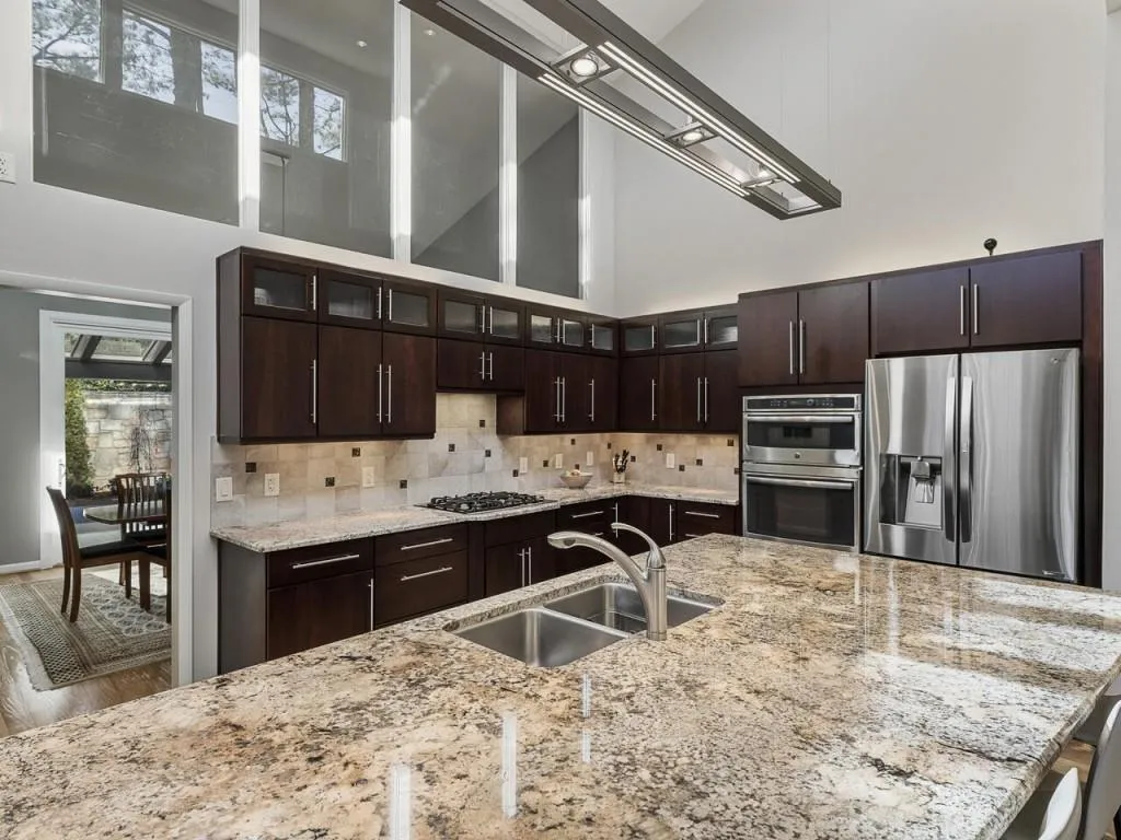 300 Idlewood Court, Sandy Springs, Georgia 30327, 4 Bedrooms Bedrooms, ,3 BathroomsBathrooms,Residential,Sold,300 Idlewood Court,6841303