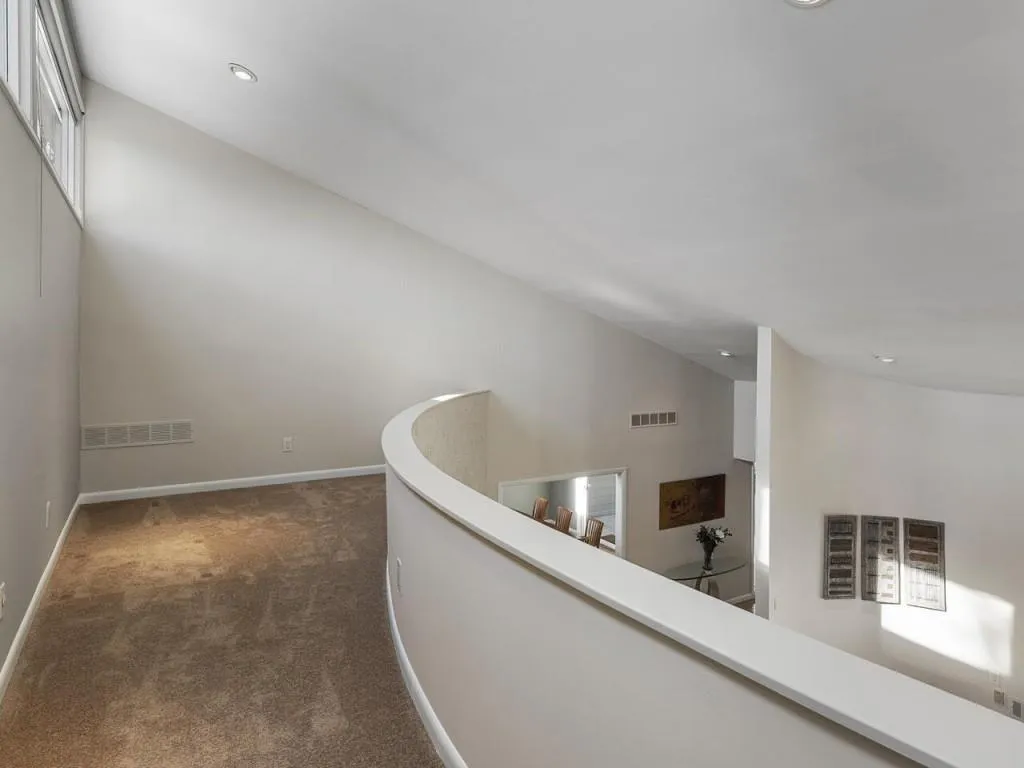 300 Idlewood Court, Sandy Springs, Georgia 30327, 4 Bedrooms Bedrooms, ,3 BathroomsBathrooms,Residential,Sold,300 Idlewood Court,6841303