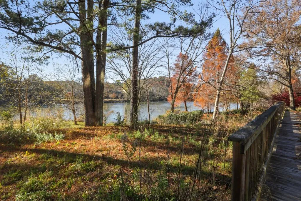 200 River Vista Drive Unit 724, Atlanta, Georgia 30339, 2 Bedrooms Bedrooms, ,2 BathroomsBathrooms,Residential,Sold,200 River Vista Drive Unit 724,6107302