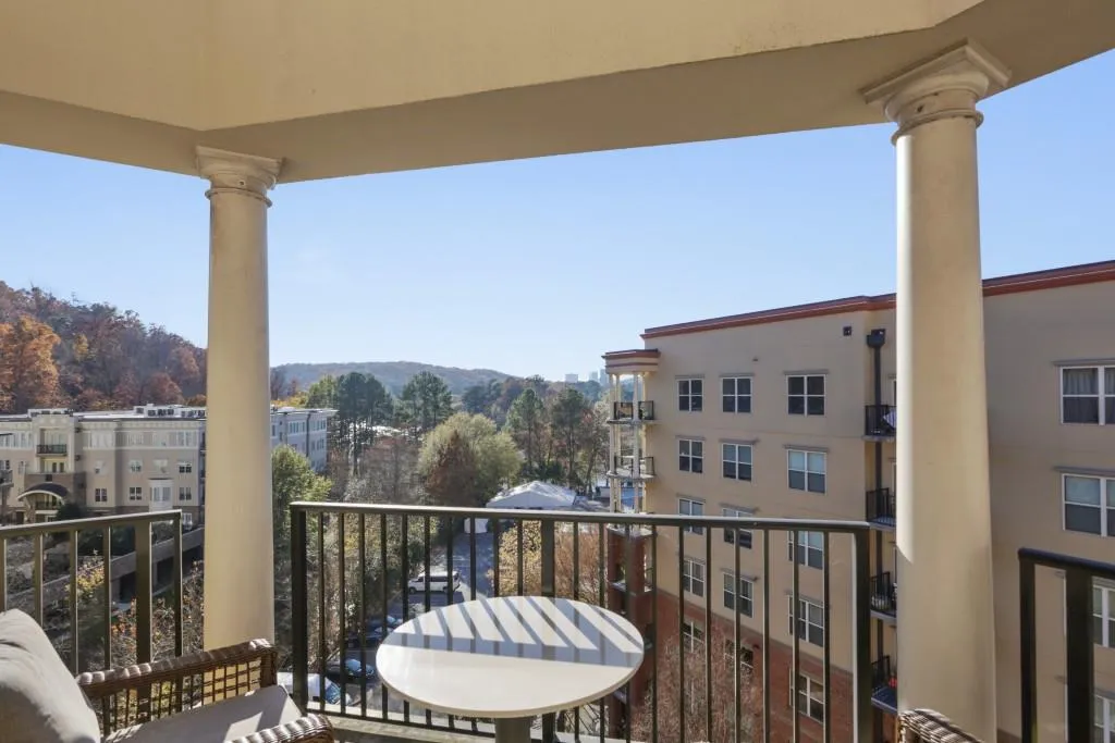 200 River Vista Drive Unit 724, Atlanta, Georgia 30339, 2 Bedrooms Bedrooms, ,2 BathroomsBathrooms,Residential,Sold,200 River Vista Drive Unit 724,6107302