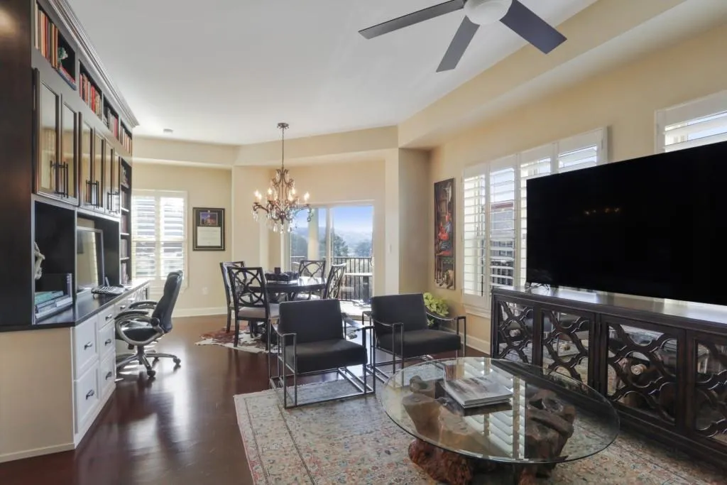 200 River Vista Drive Unit 724, Atlanta, Georgia 30339, 2 Bedrooms Bedrooms, ,2 BathroomsBathrooms,Residential,Sold,200 River Vista Drive Unit 724,6107302