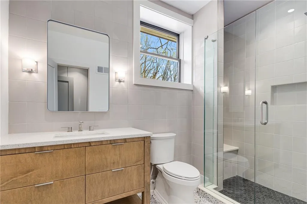 110 Maryeanna Drive, Atlanta, Georgia 30342, 4 Bedrooms Bedrooms, ,3 BathroomsBathrooms,Residential,Sold,110 Maryeanna Drive,7511690