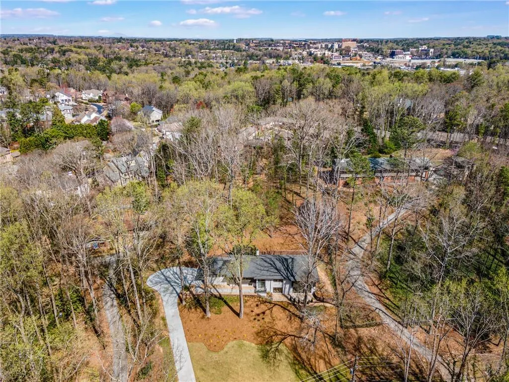 110 Maryeanna Drive, Atlanta, Georgia 30342, 4 Bedrooms Bedrooms, ,3 BathroomsBathrooms,Residential,Sold,110 Maryeanna Drive,7511690