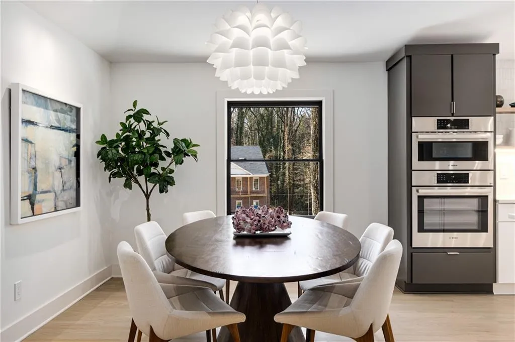 110 Maryeanna Drive, Atlanta, Georgia 30342, 4 Bedrooms Bedrooms, ,3 BathroomsBathrooms,Residential,Sold,110 Maryeanna Drive,7511690